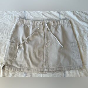 Calvin Klein Jeans Utility Cargo Skirt - Khaki